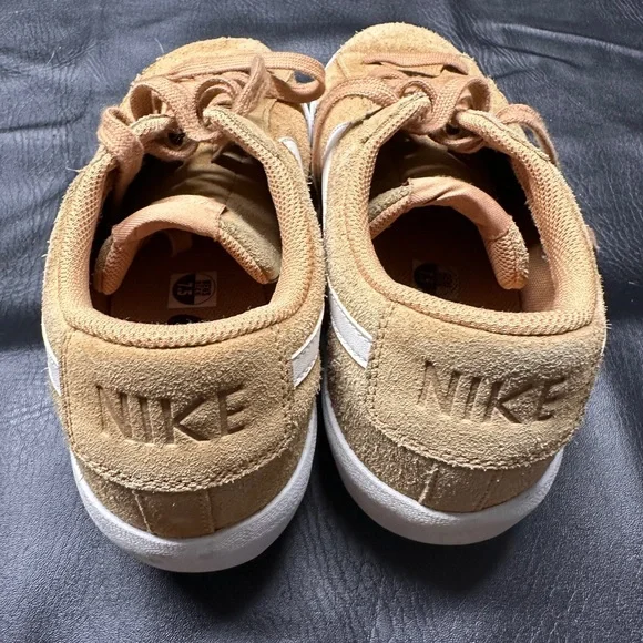 Nike SB Blazer Low Tan Suede - Picture 7 of 7
